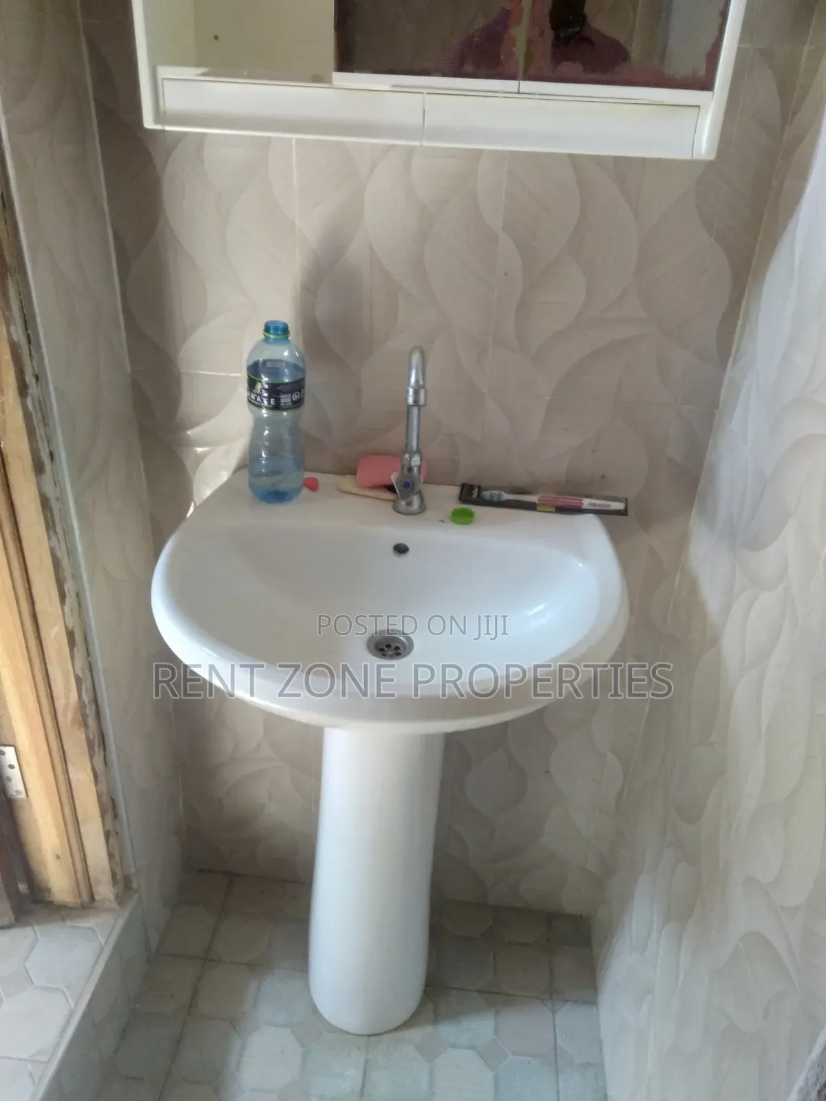 2bdrm Apartment in Ofankor for rent