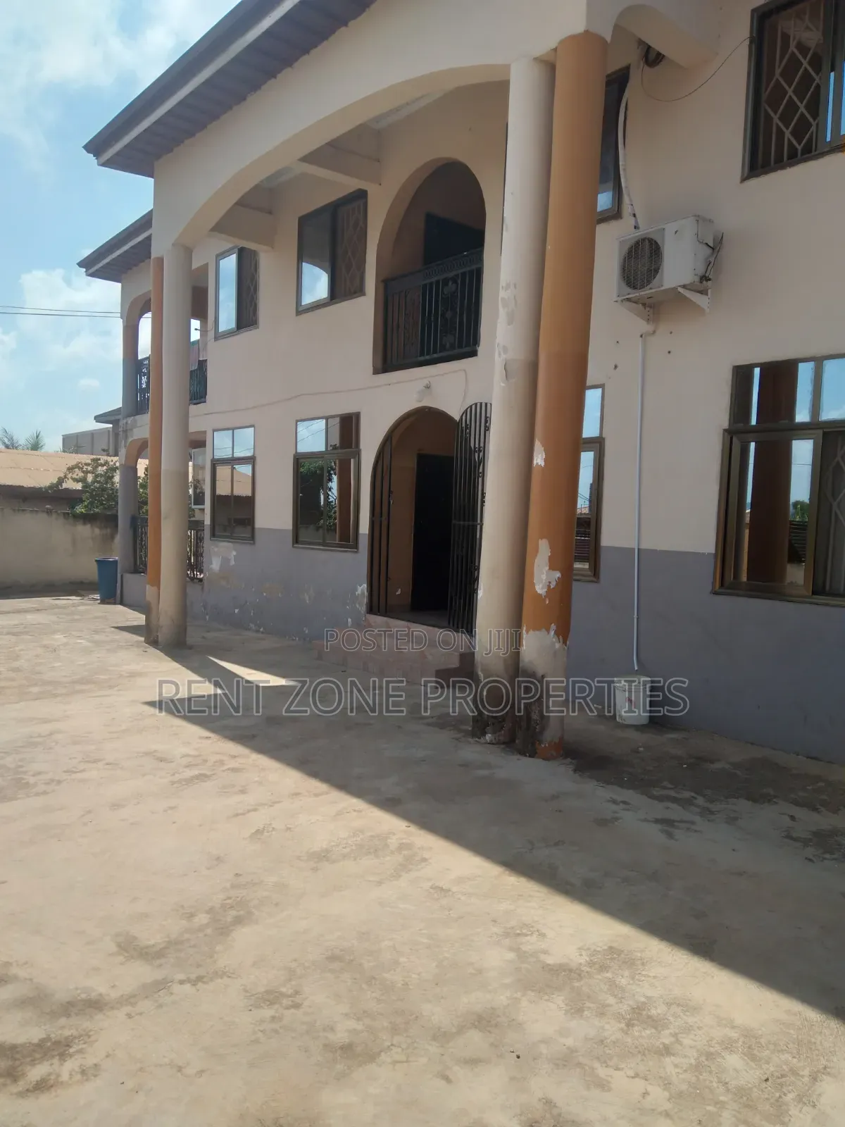 2bdrm Apartment in Ofankor for rent