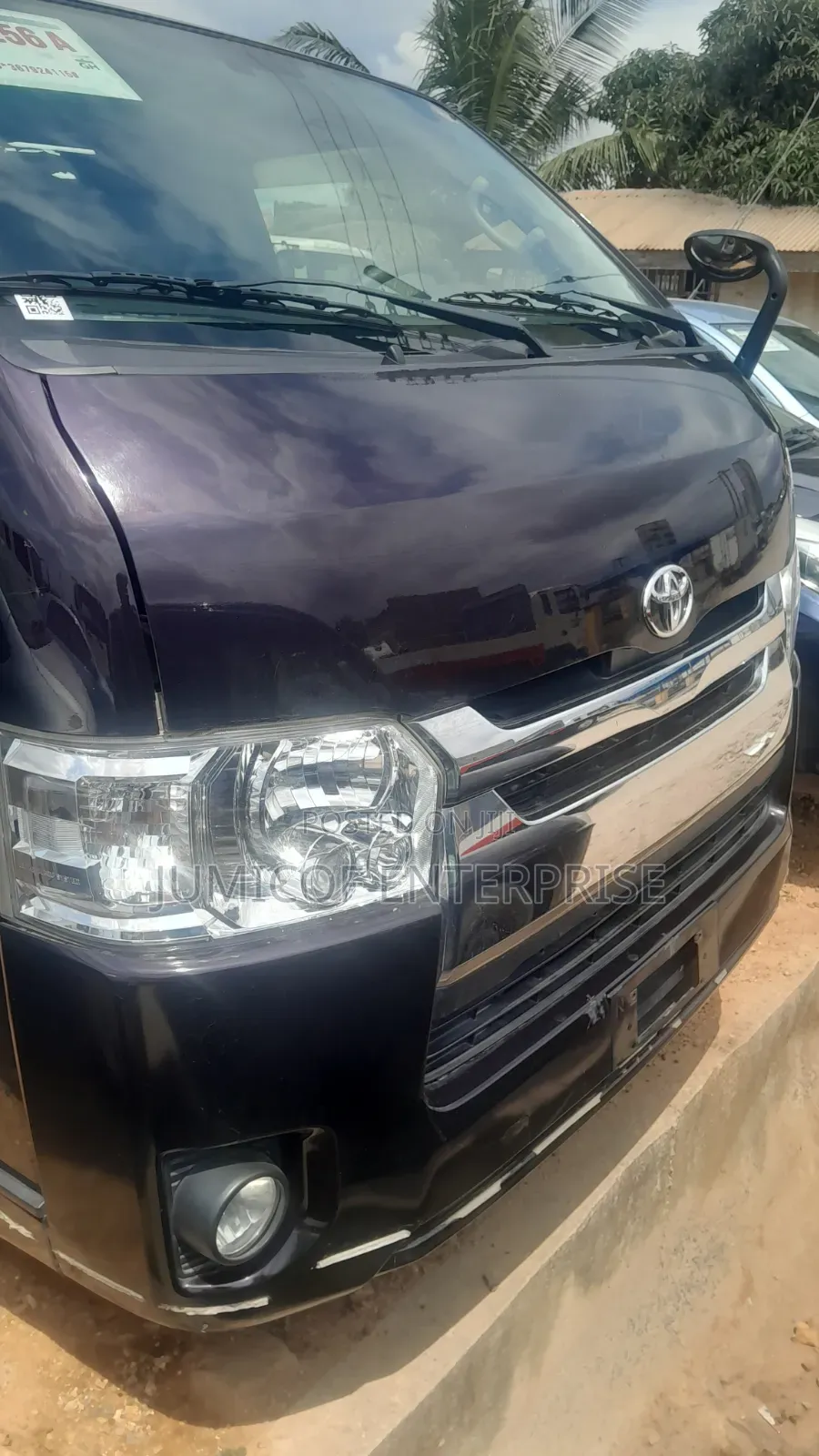 Toyota HiAce 2015 Beige