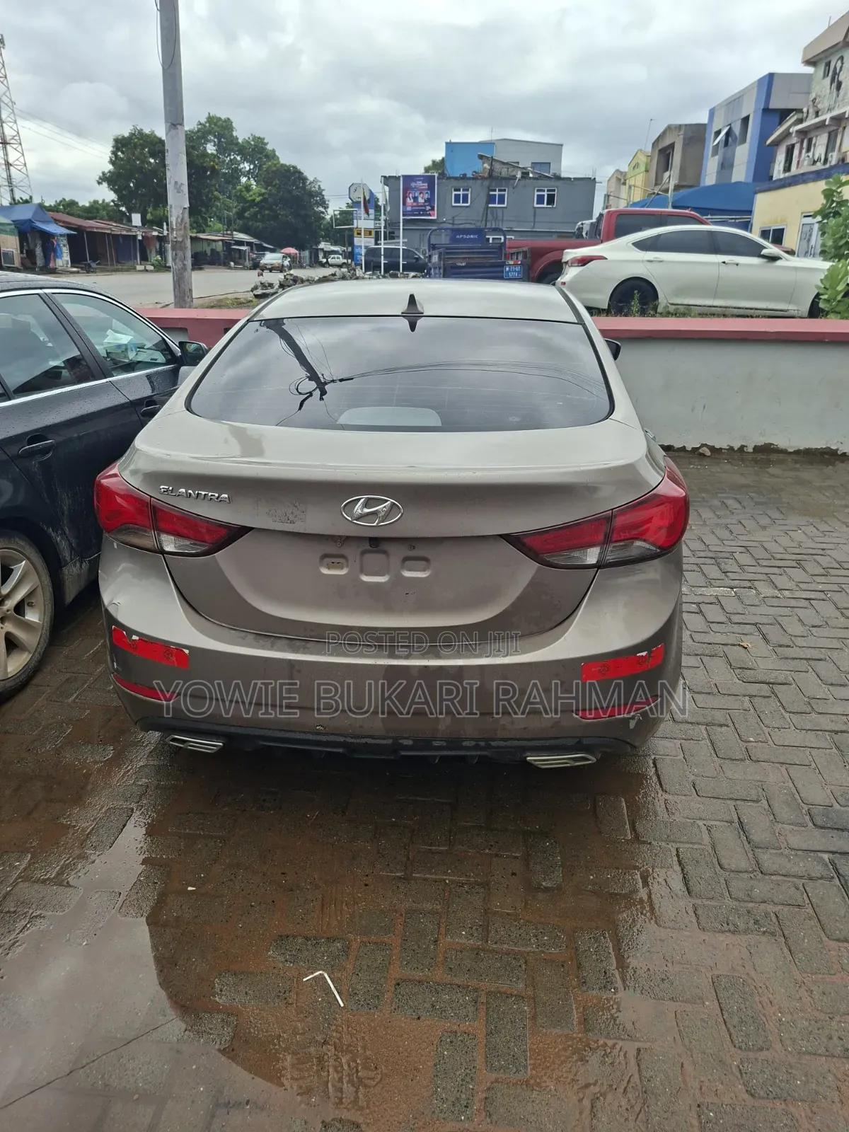 Hyundai Elantra SE Sedan FWD (1.8L 4cyl 6A) 2016 Brown