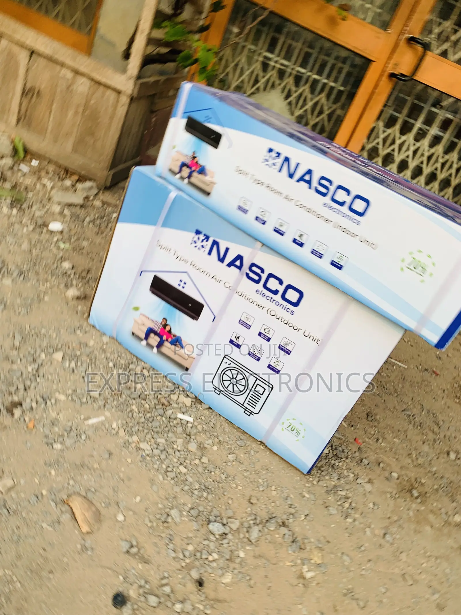 Spectacular Performance Black Air Conditioner 2.0hp Nasco Split R410