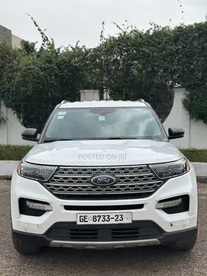 Ford Explorer Limited 2021 White