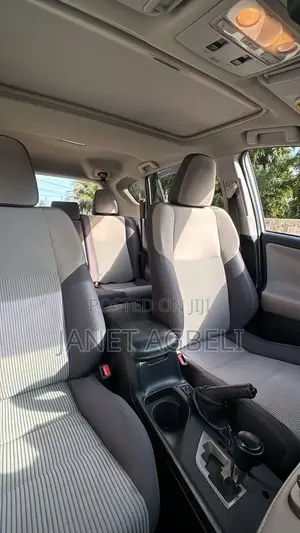 Toyota RAV4 2014 Gray