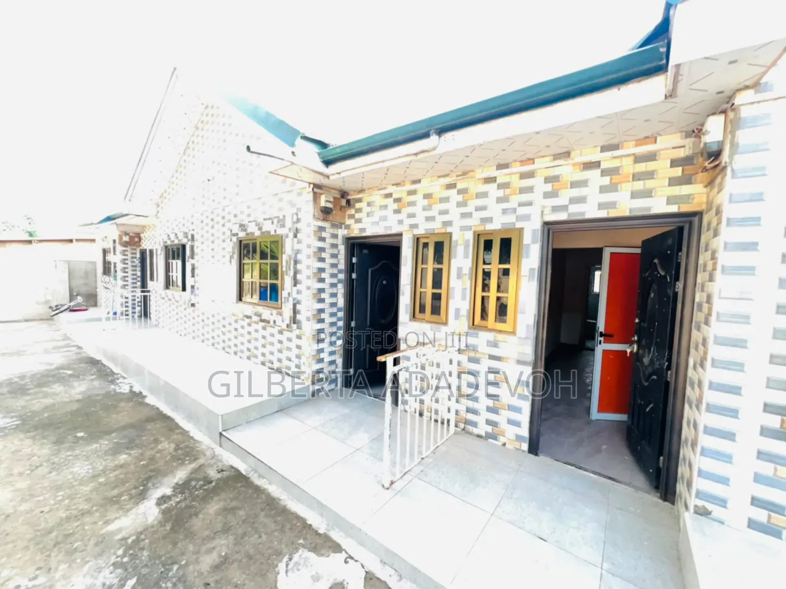 1bdrm Apartment in Danfa for rent