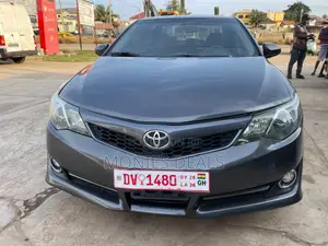 Toyota Camry SE 4dr Sedan (2.5L 4cyl 6A) 2014 Black