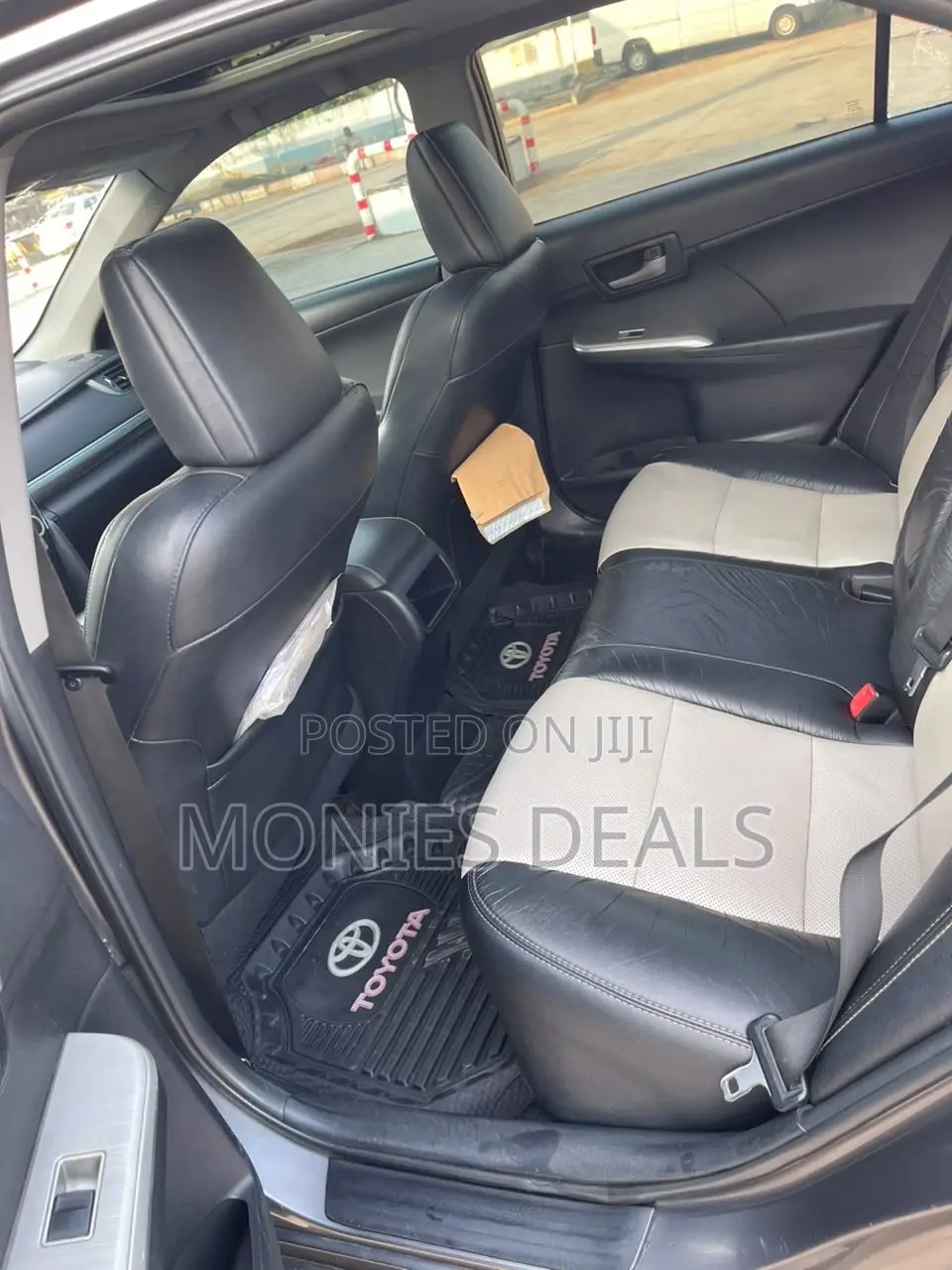 Toyota Camry SE 4dr Sedan (2.5L 4cyl 6A) 2014 Black