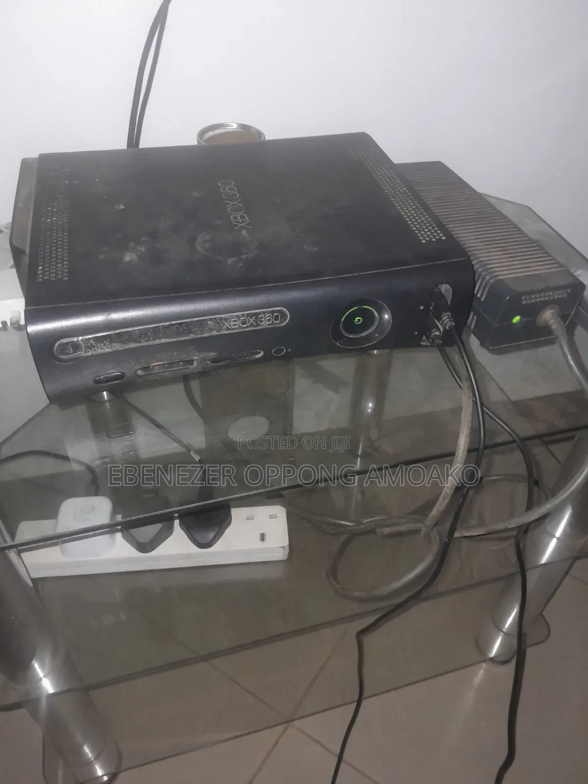 Xbox 360 With 2 Controllers