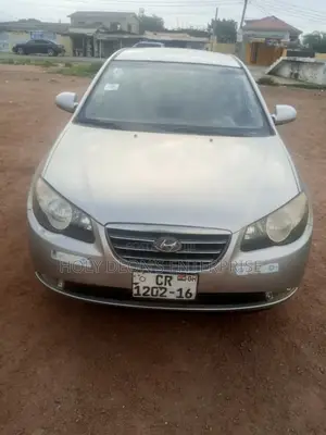 Hyundai Elantra 2010 Silver