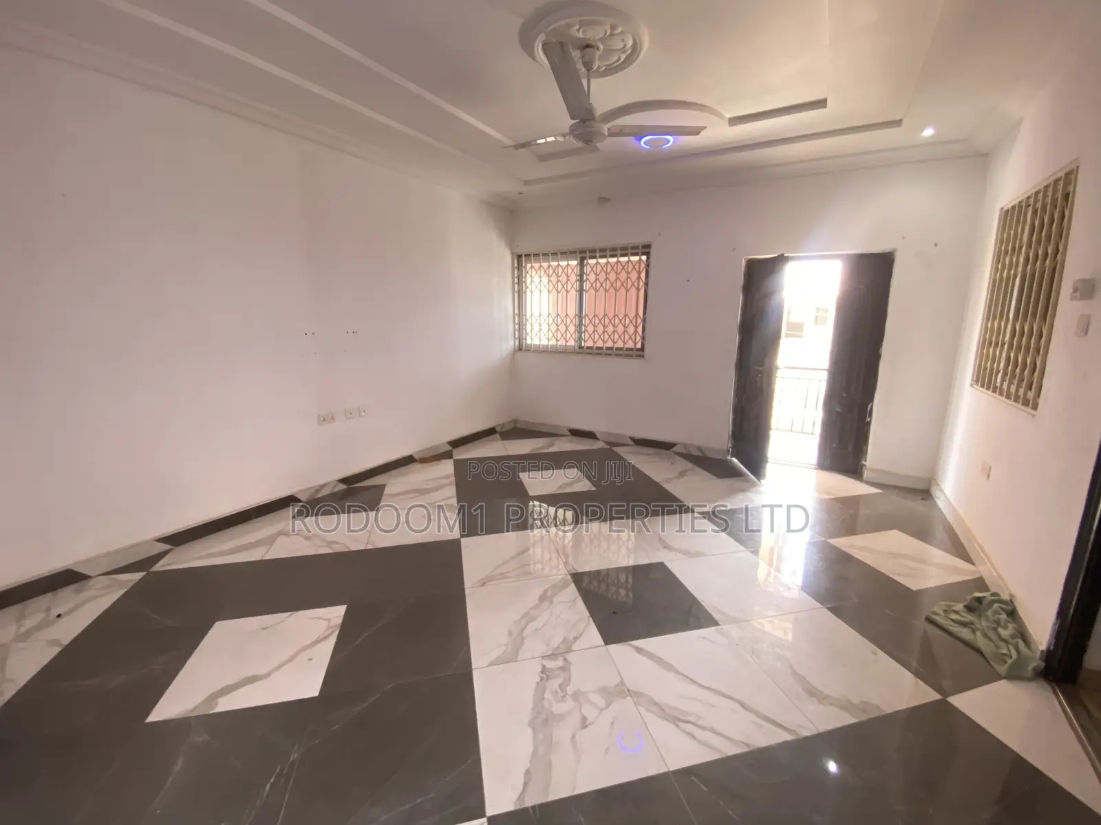 3bdrm Apartment in Asofan Ofankor for rent