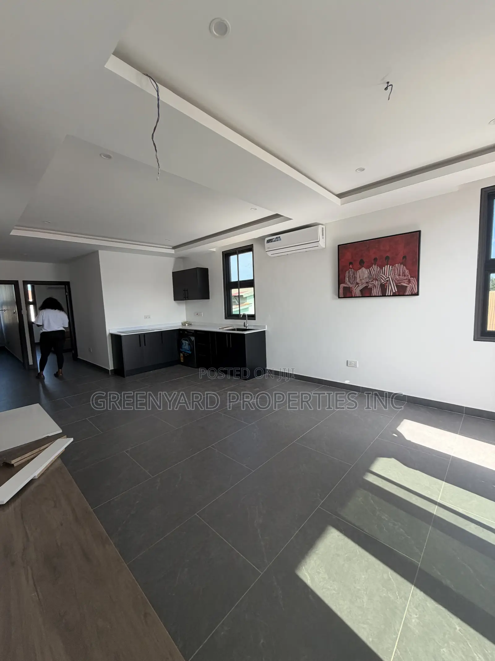 2bdrm Apartment in A&C Mall, East Legon for rent