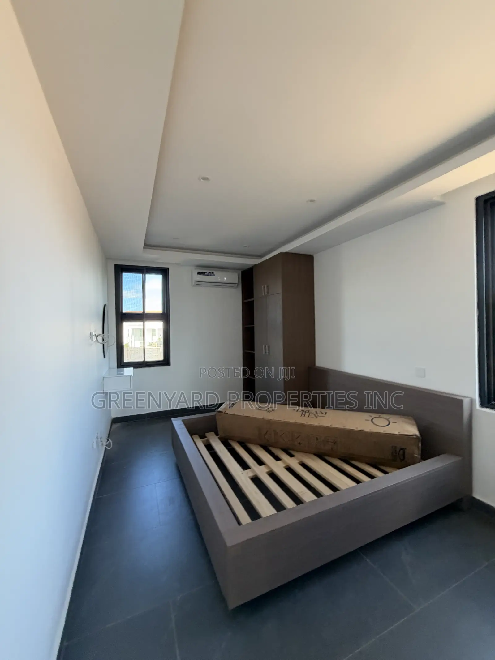 2bdrm Apartment in A&C Mall, East Legon for rent