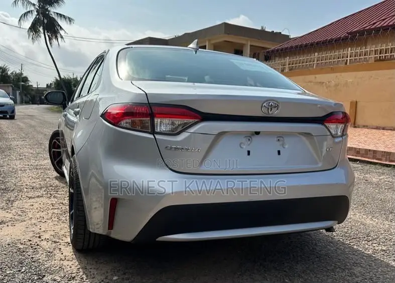 Toyota Corolla 2021 Gray