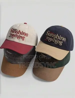 Unisex Casual Two-Tone Baseball Cap (Multiple Colors Available)