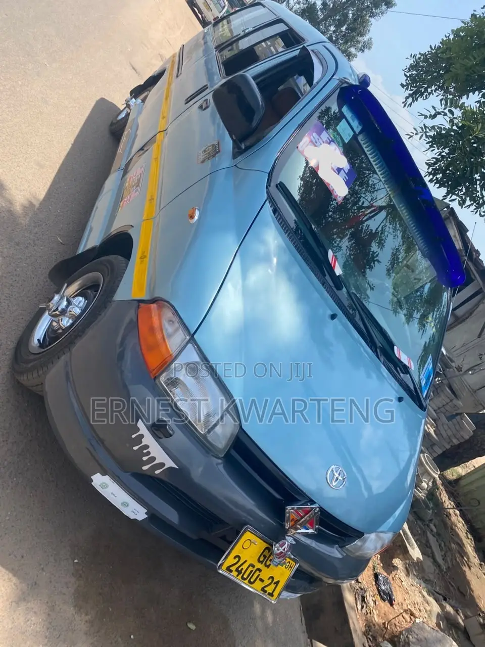 Toyota HiAce 2005 Blue