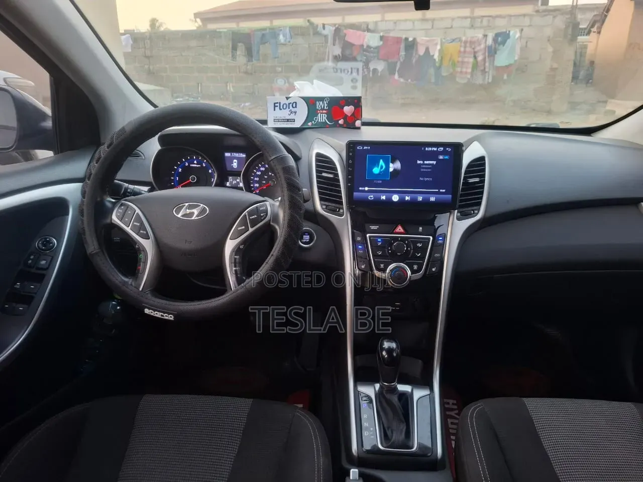 Hyundai Elantra Sport Sedan FWD (2.0L 4cyl 6A) 2016 Brown
