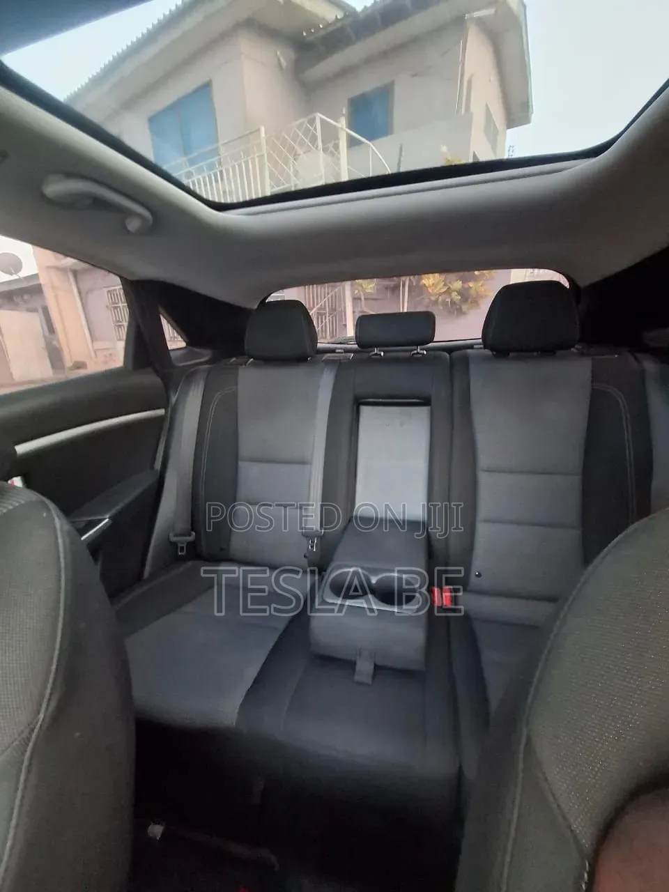 Hyundai Elantra Sport Sedan FWD (2.0L 4cyl 6A) 2016 Brown