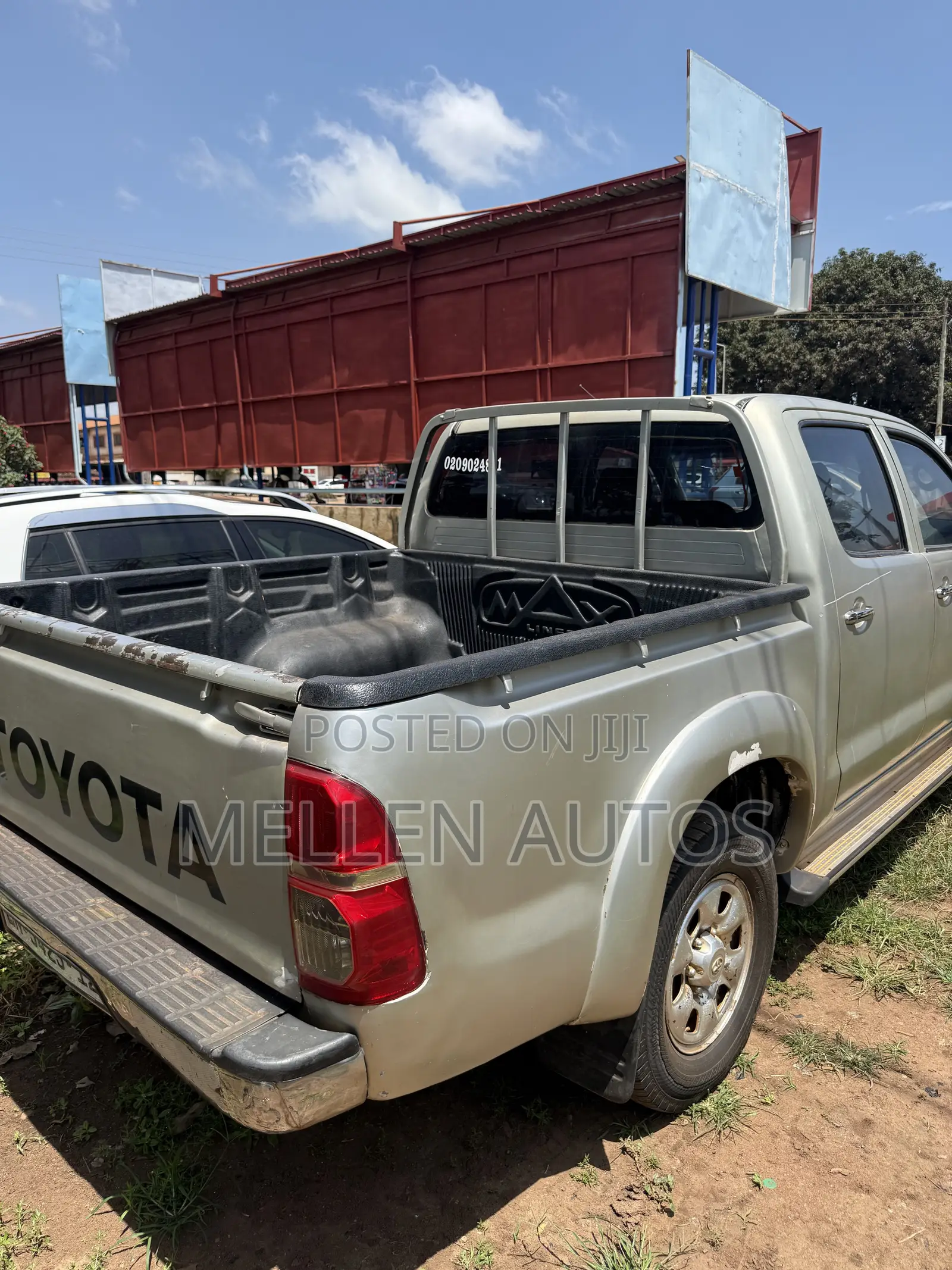 Toyota Hilux 2.0 VVT-i SRX 2010