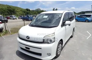 Toyota Voxy 2013 White