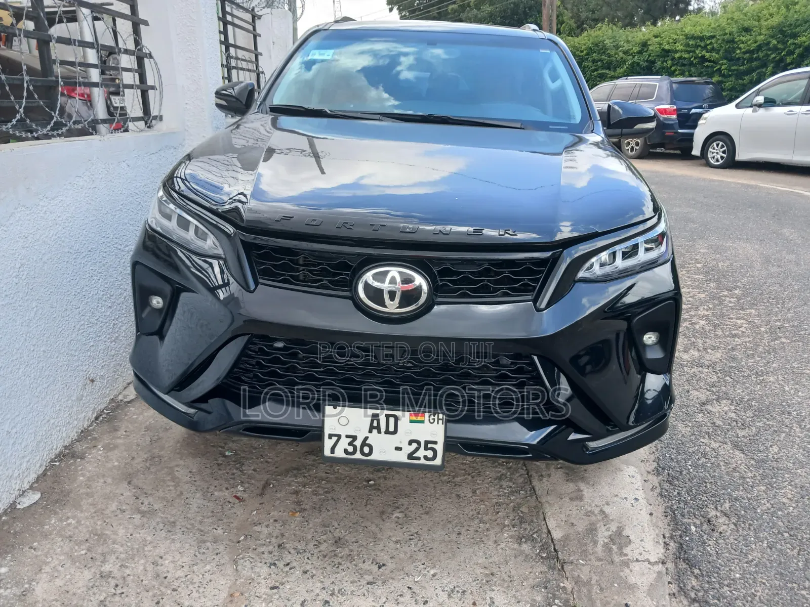 Toyota Fortuner 2016 Black