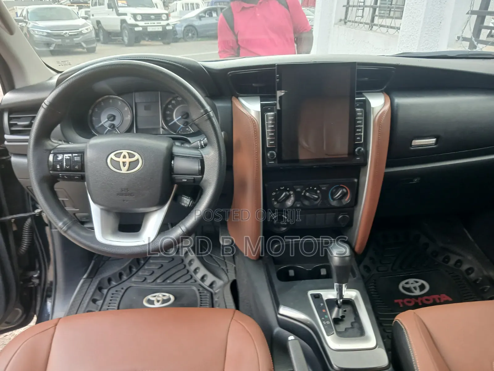 Toyota Fortuner 2016 Black