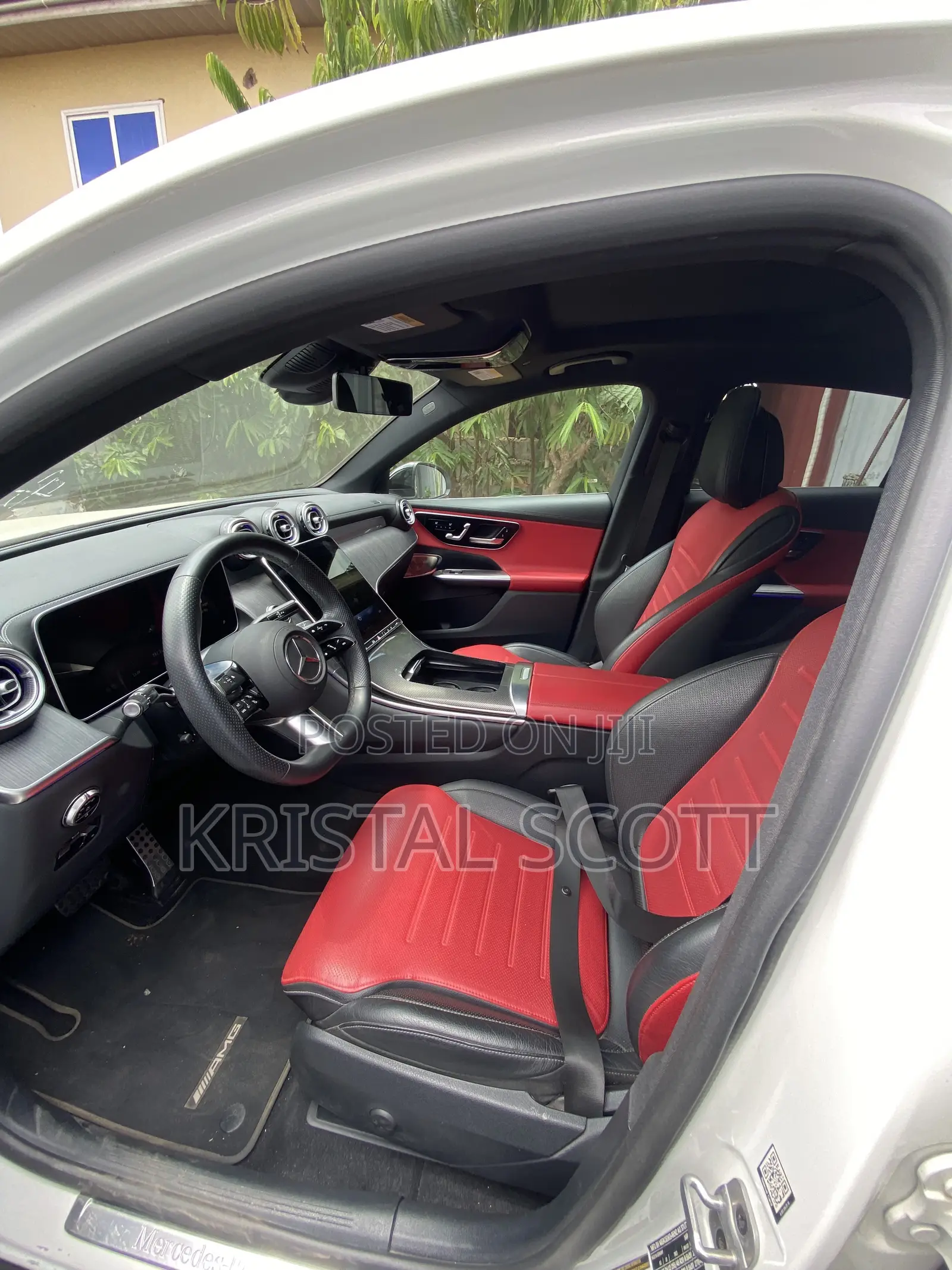 New Mercedes-Benz GLC-Class GLC 300 2025 White