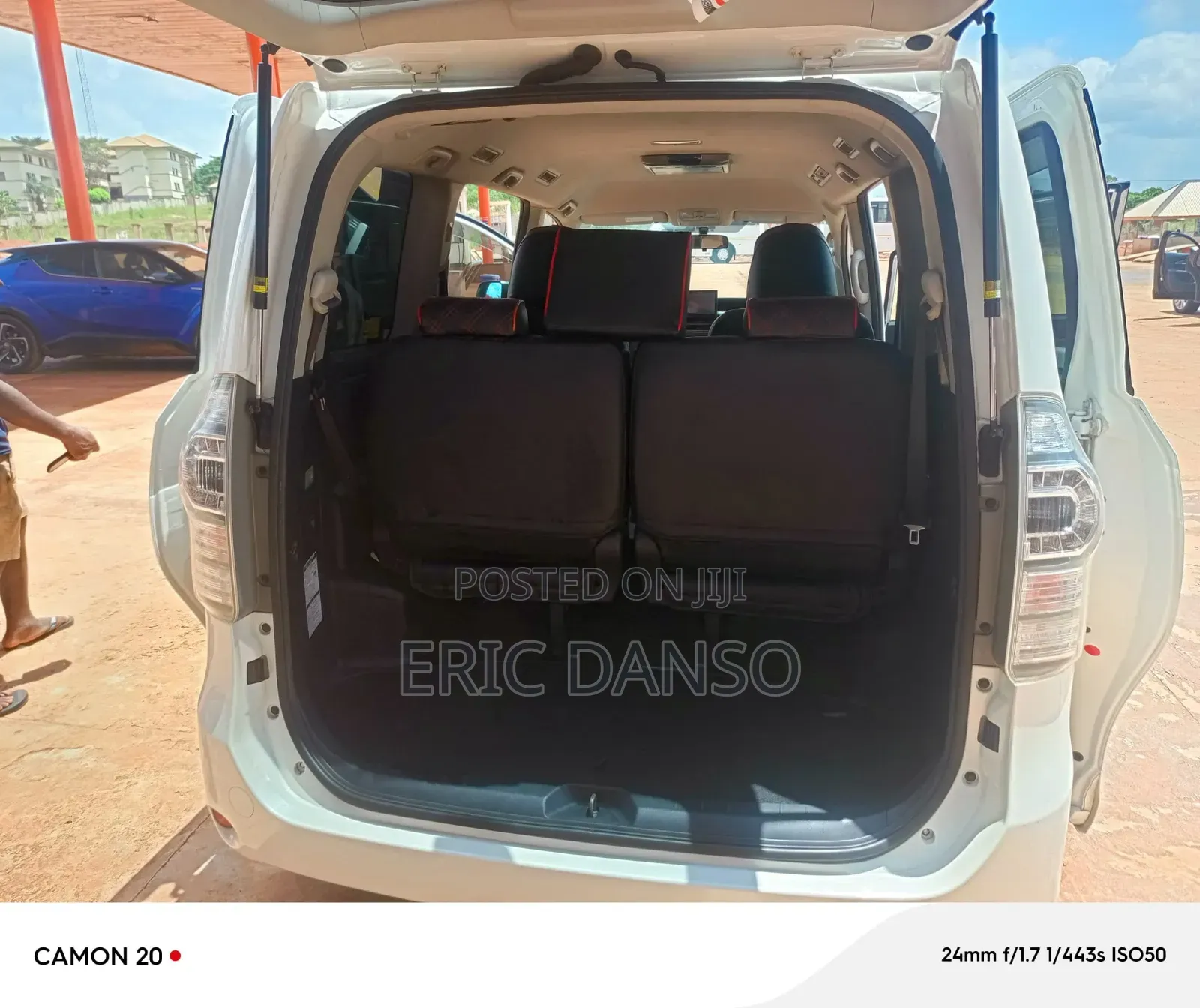 Toyota Voxy 2013 White