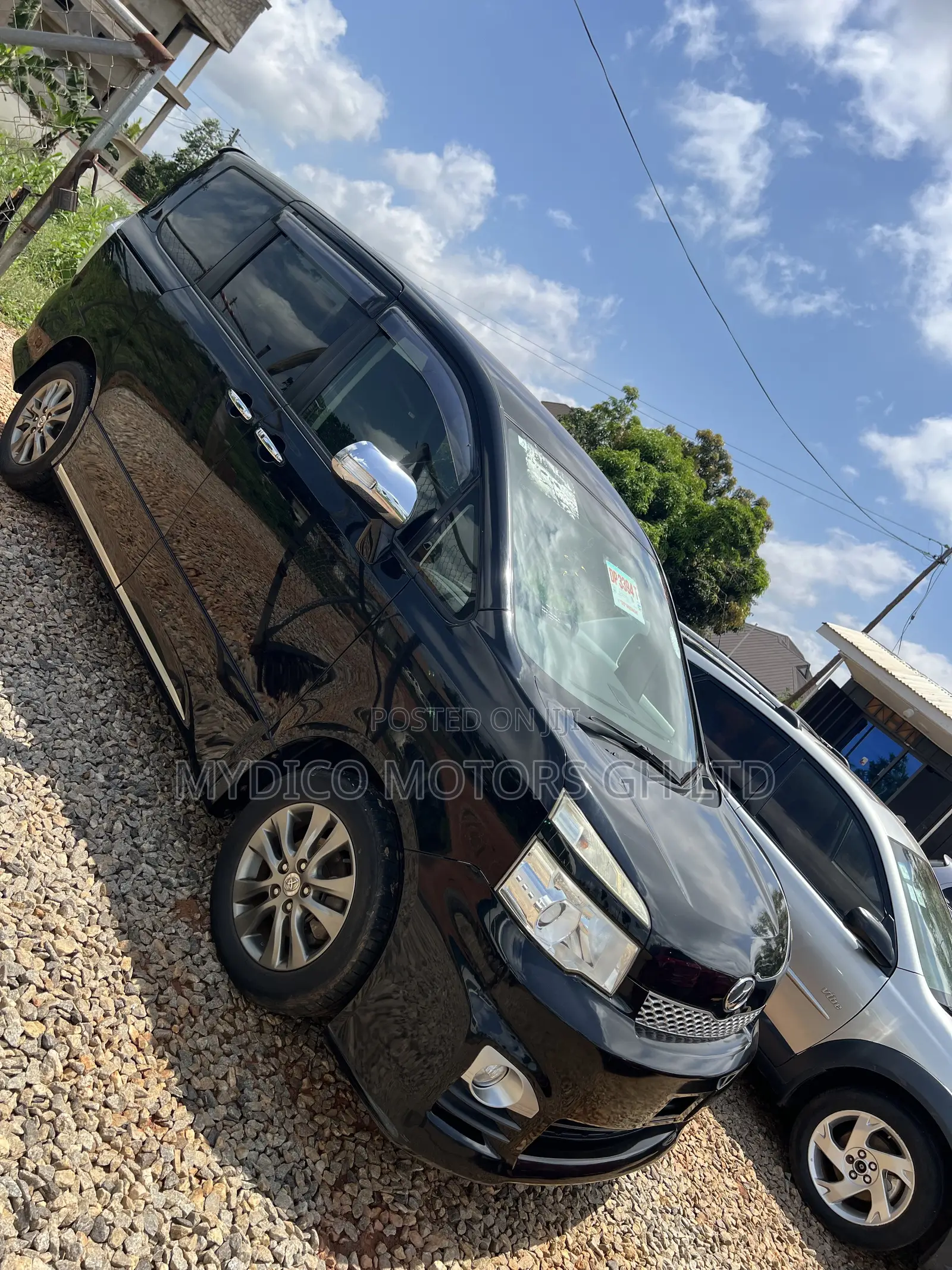 Toyota Voxy 2013 Black