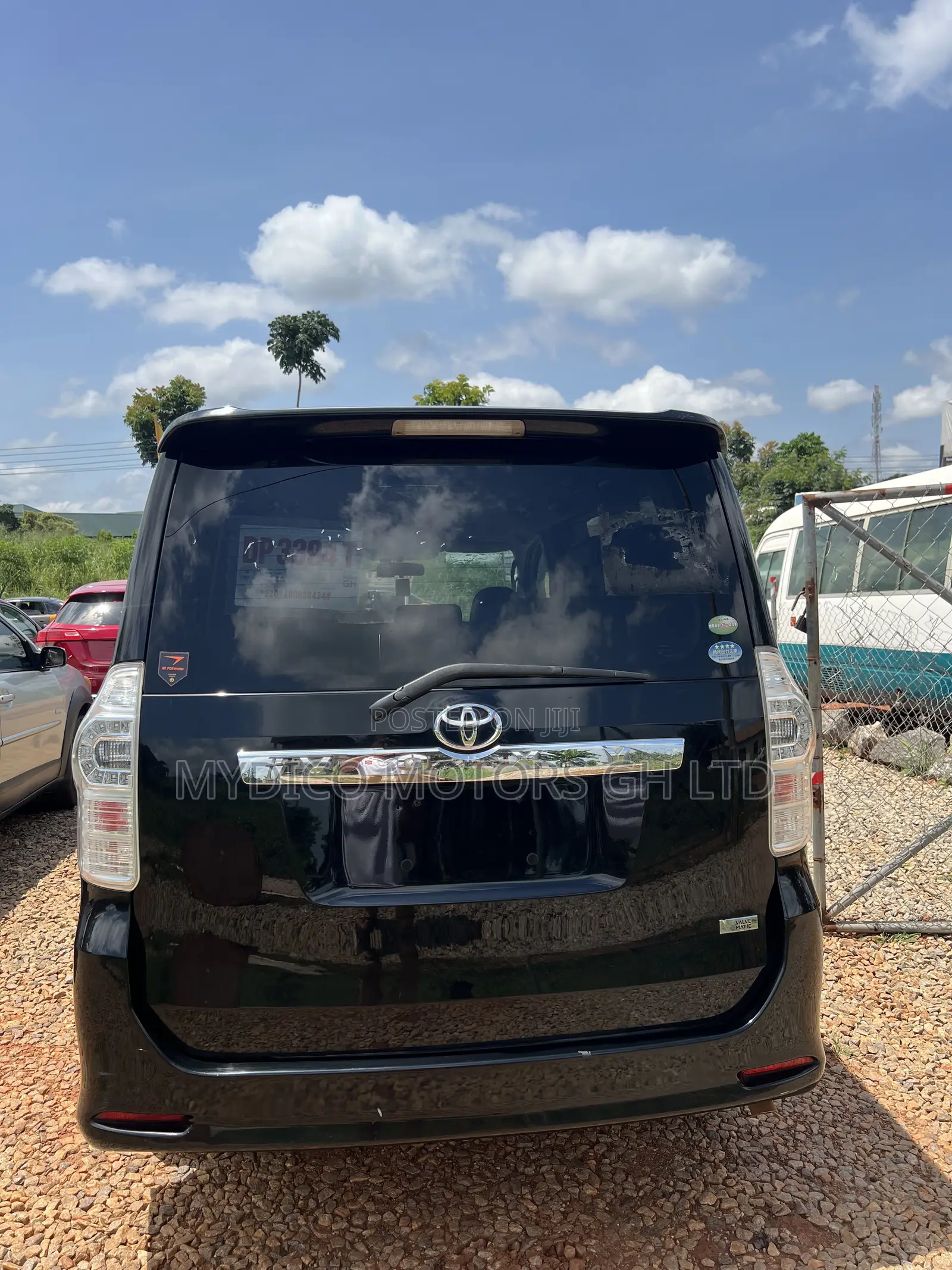 Toyota Voxy 2013 Black