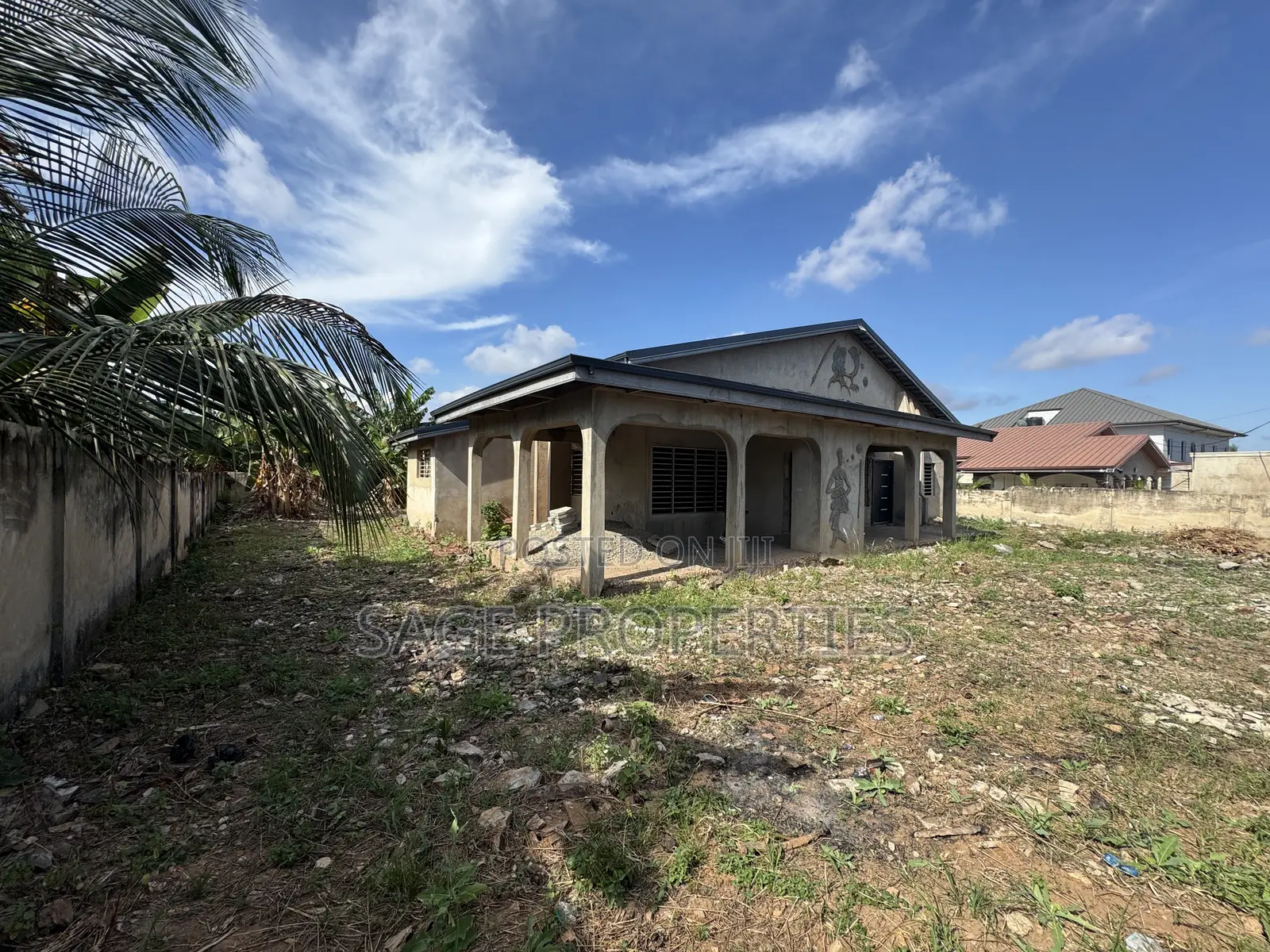 5bdrm House in Police Station for sale