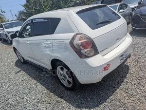 Pontiac Vibe 1.8L 2010 White