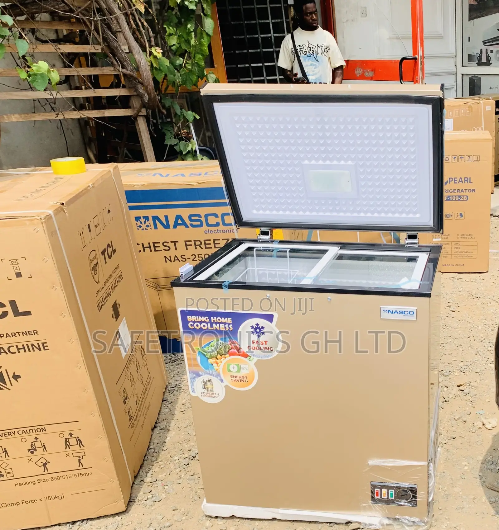 Ice Vault (Gold) Nasco 142 Liters Nas200fl Freezer