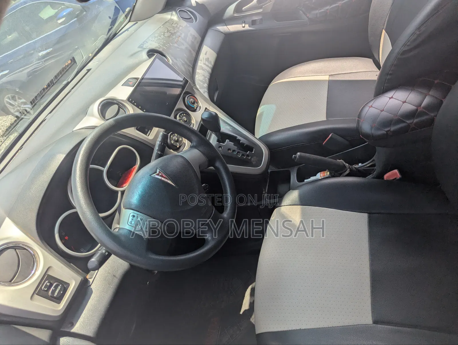 Pontiac Vibe 1.8L 2010 White