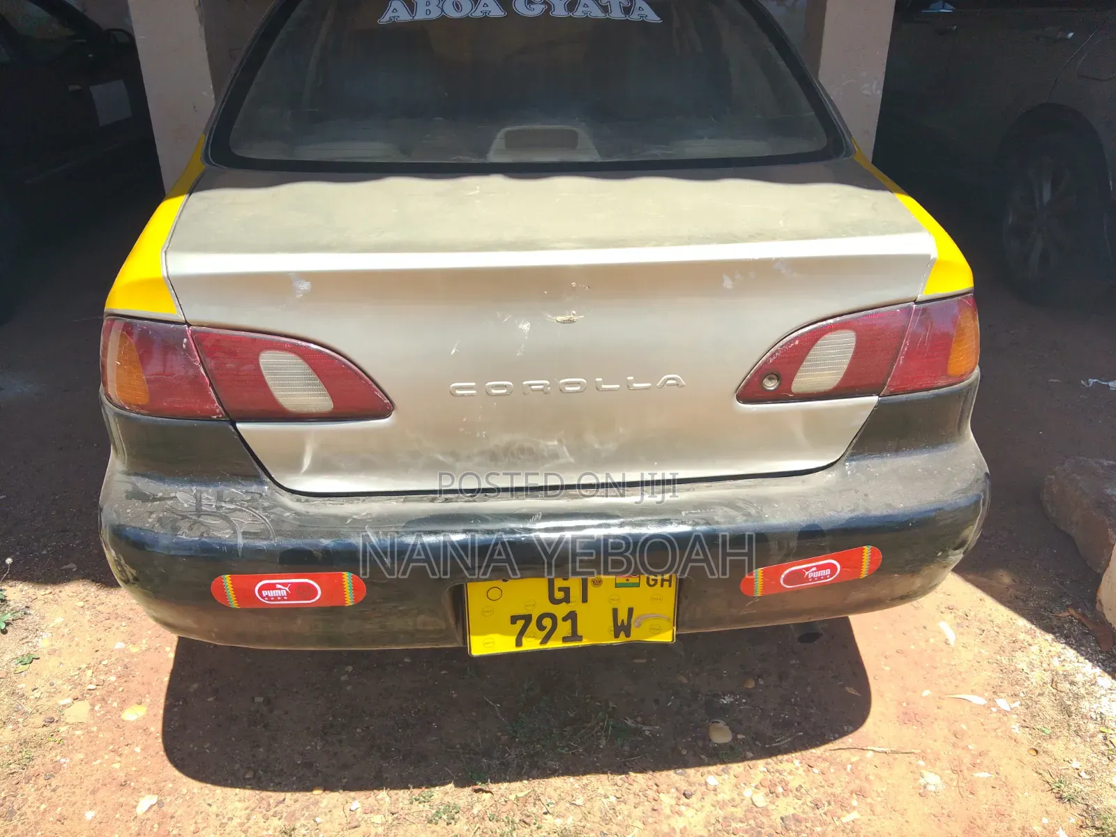 Toyota Corolla 2001 Gold