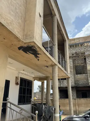 Furnished 4bdrm Apartment in Ashongman Estate, Pure Water for sale