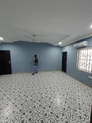 2bdrm Apartment in ,, Dome K. Boat, Ga East Municipal for rent