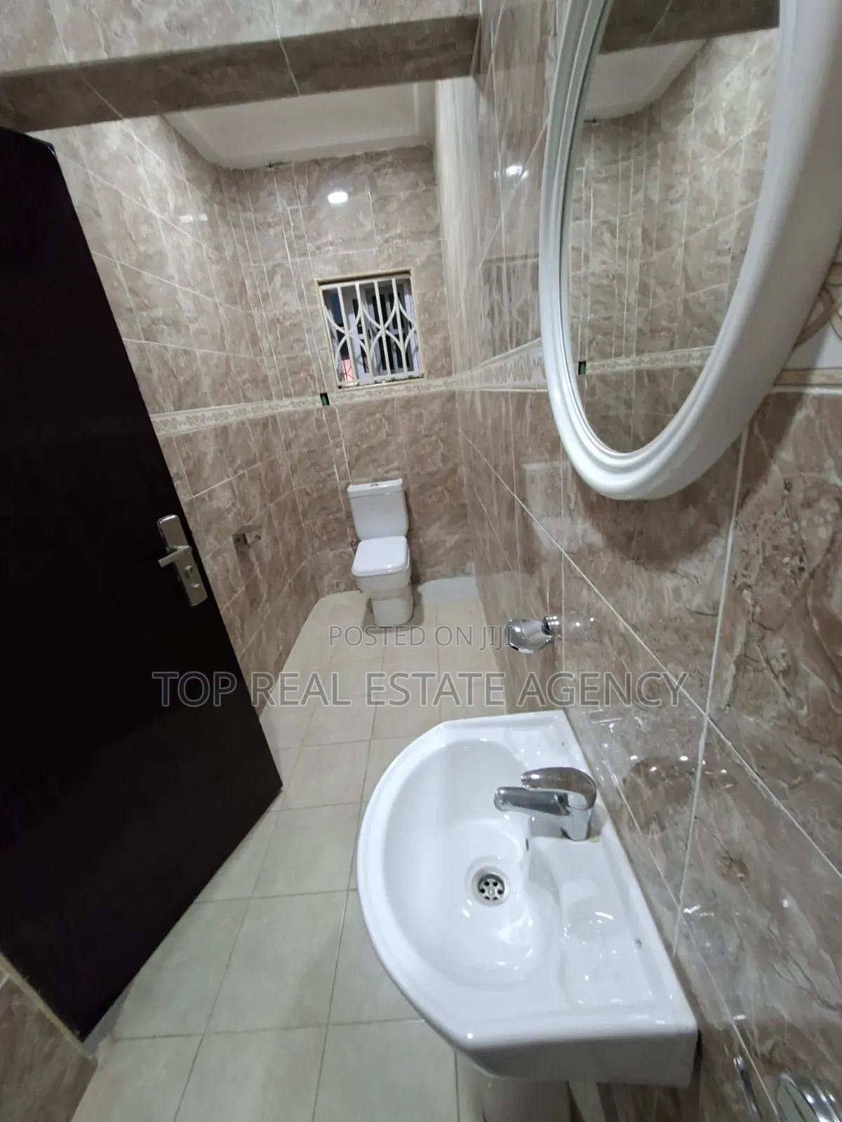 2bdrm Apartment in ,, Dome K. Boat, Ga East Municipal for rent