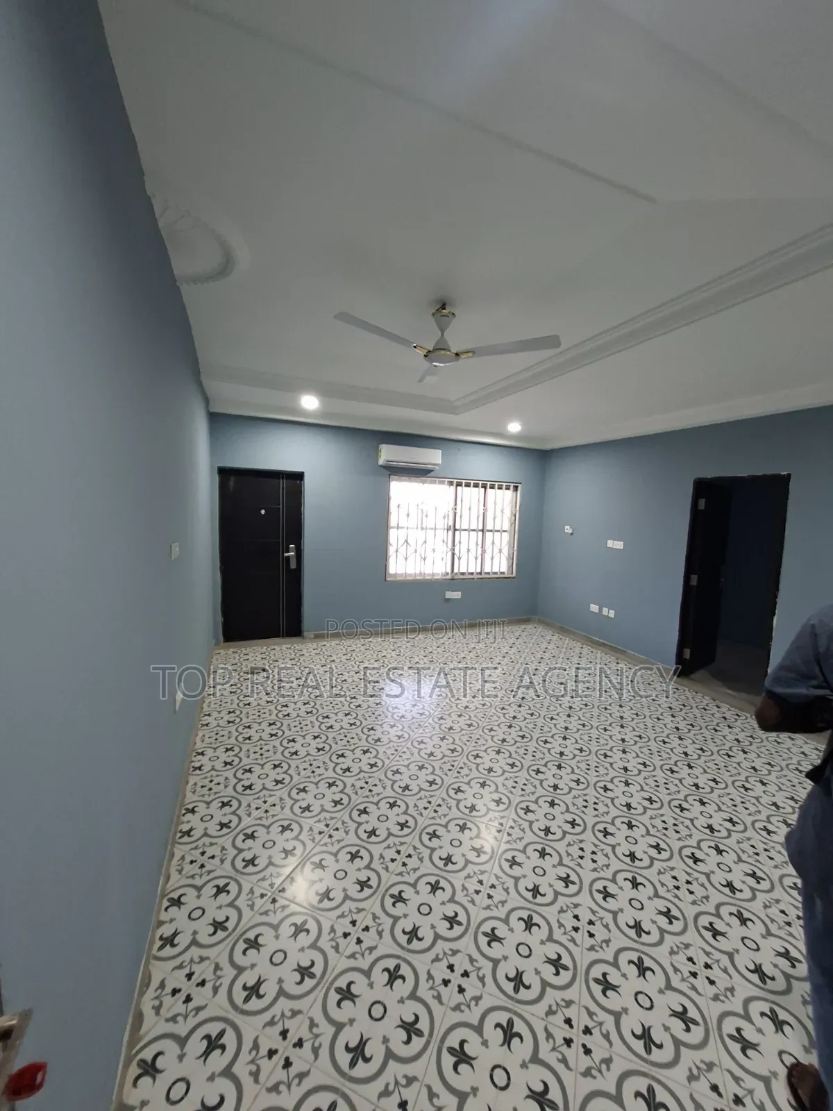 2bdrm Apartment in ,, Dome K. Boat, Ga East Municipal for rent