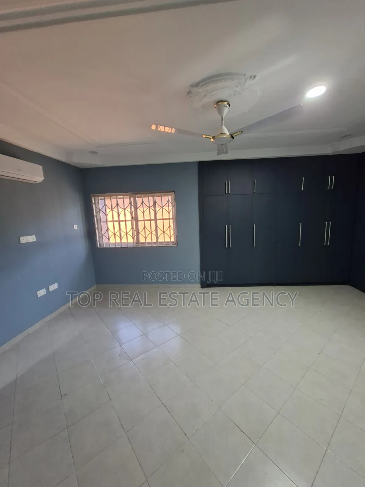 2bdrm Apartment in ,, Dome K. Boat, Ga East Municipal for rent