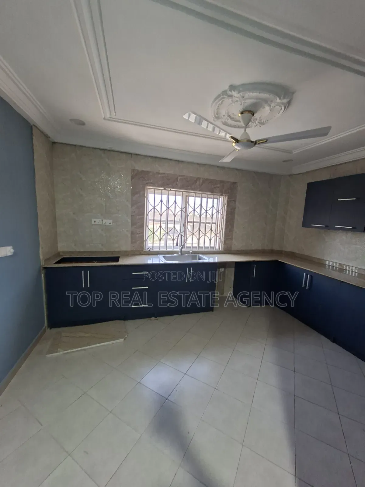 2bdrm Apartment in ,, Dome K. Boat, Ga East Municipal for rent