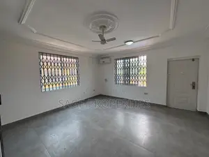 3bdrm Apartment in American House for rent