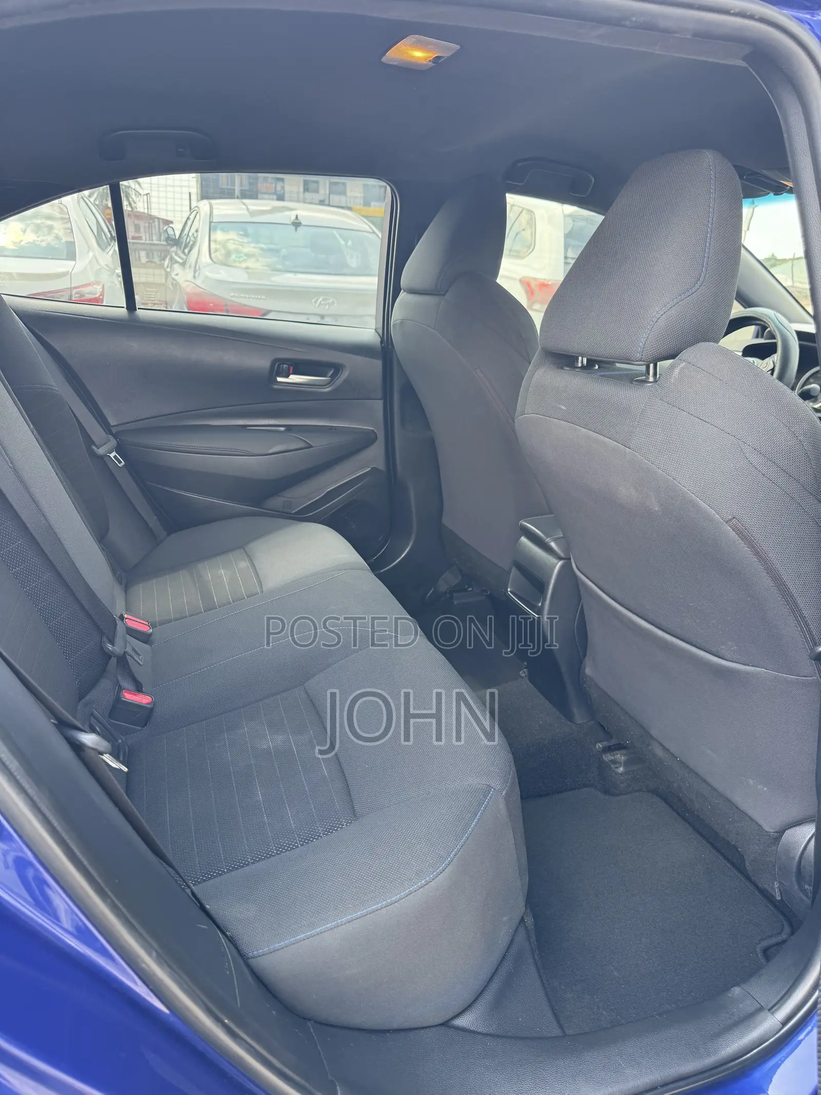 Toyota Corolla SE 2021 Blue