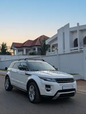 Land Rover Range Rover Evoque Pure Plus AWD 2013 White