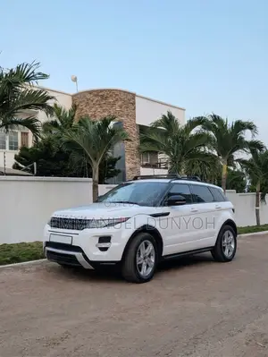 Land Rover Range Rover Evoque Pure Plus AWD 2013 White