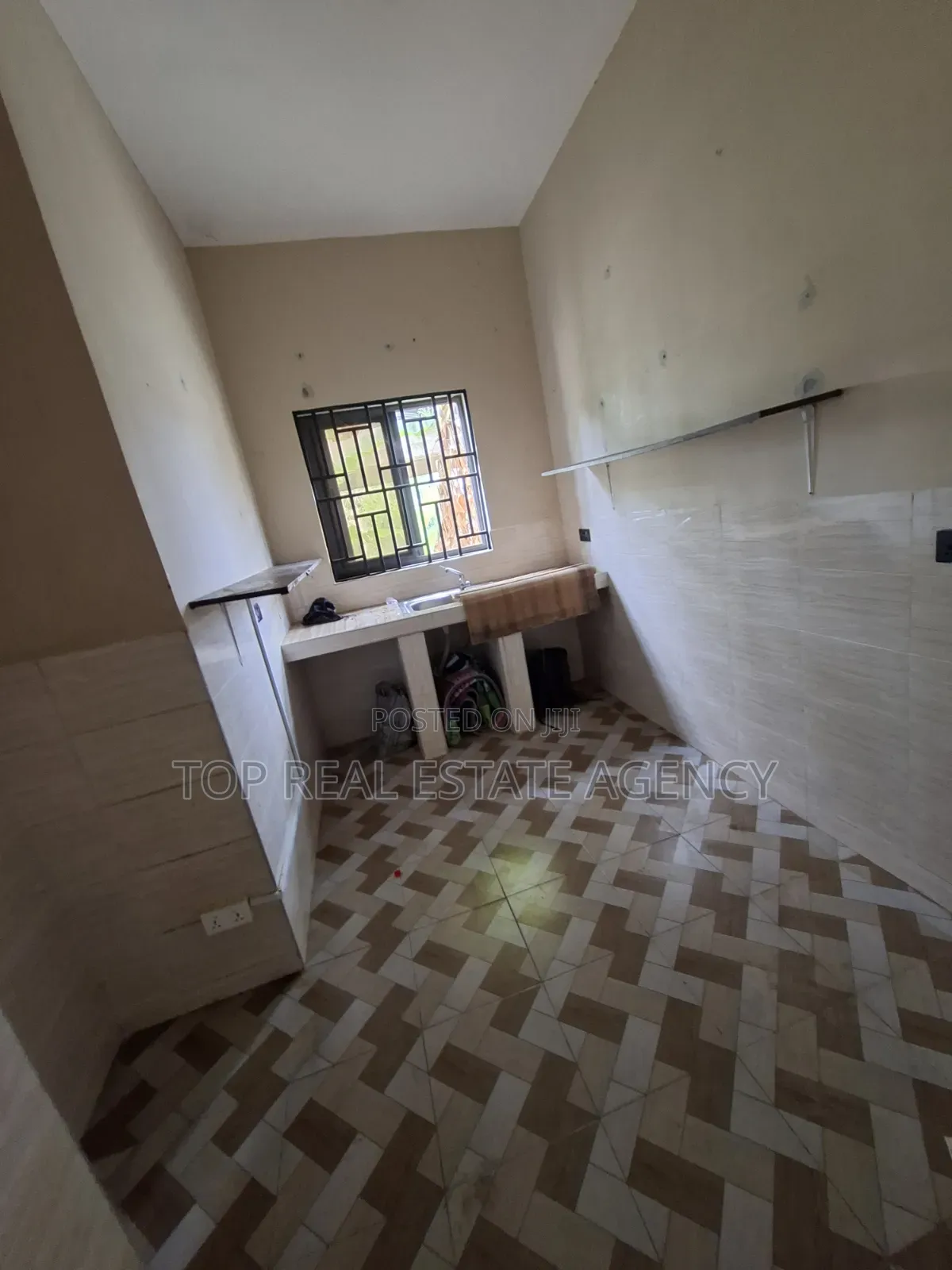 2bdrm Apartment in ,,Dome K. Boat, Ga East Municipal for rent