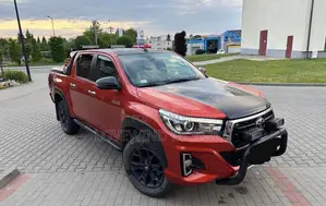 Toyota Hilux 2019 White