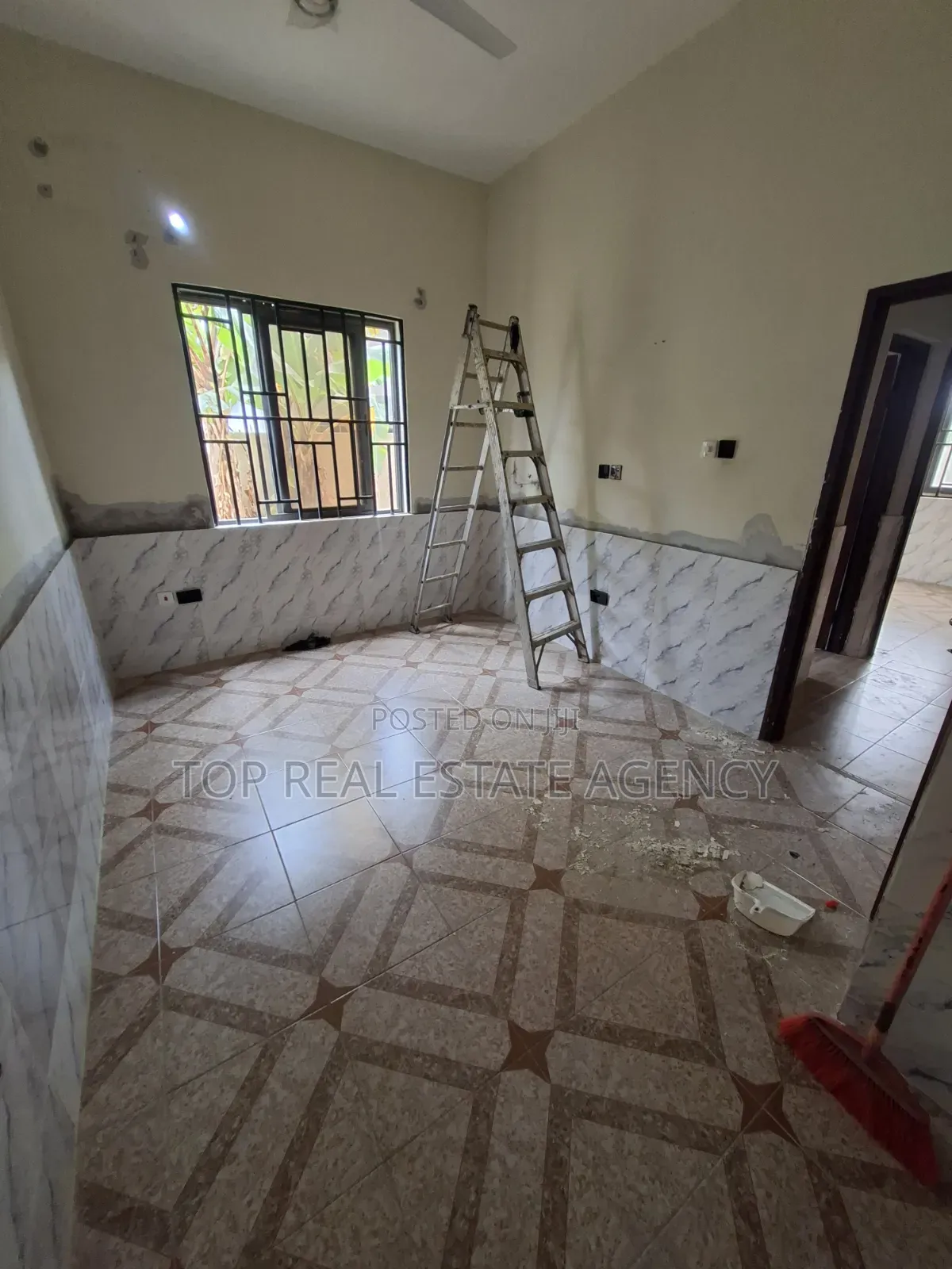 2bdrm Apartment in ,,Dome K. Boat, Ga East Municipal for rent