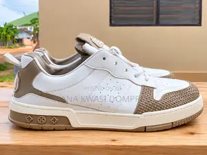 Original Men Sneakers Size 43