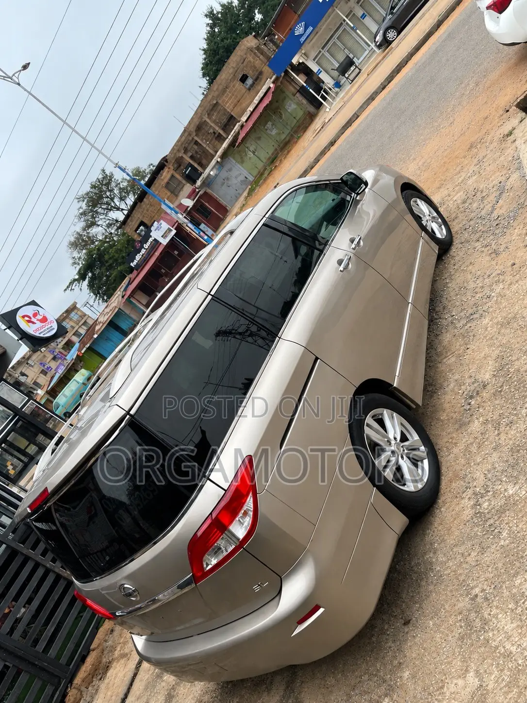 Nissan Quest SL 2011 Beige