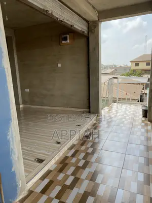 Spacious Storeroom for Rent
