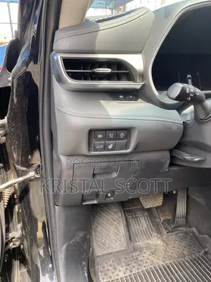 Toyota Highlander XLE 2019 Black